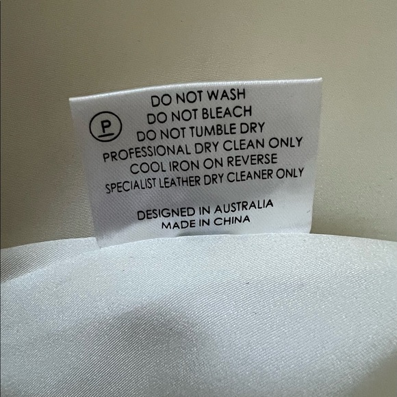 $1750 AUTH ALEX PERRY WHITE DEACON STRAPLESS LATEX DRESS UK 12 US8 CELEBRITIES - Picture 13 of 16